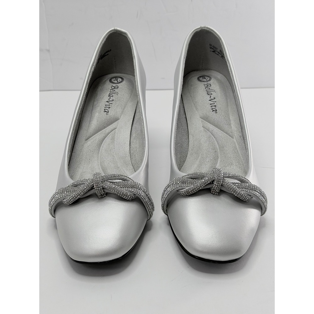Bella Vita Women's Marigold Square Toe Pumps Silver With Stones Size 8.5M NWT